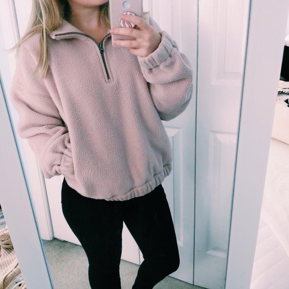 ✨fleece half-zip sweatshirt